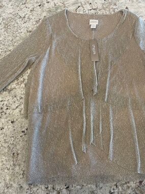 Chico’s Tiered Metallic Long Sleeve Blouse Top Stardust Gold Size 1 (8) Party